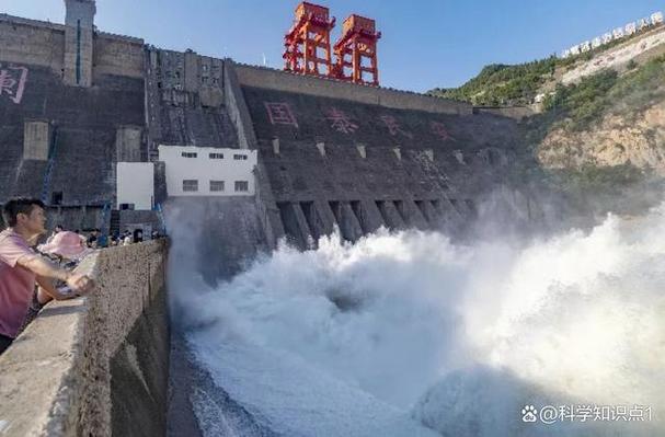 中国最失败的水利工程耗资40亿建造为啥至今都没被拆除呢